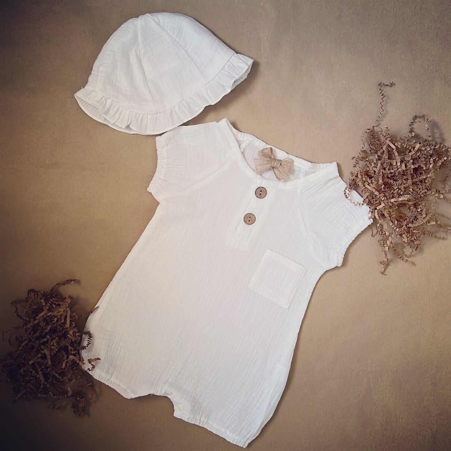Neutral Colours Summer Baby Girl Romper and Hat Baby Shower Gift Box