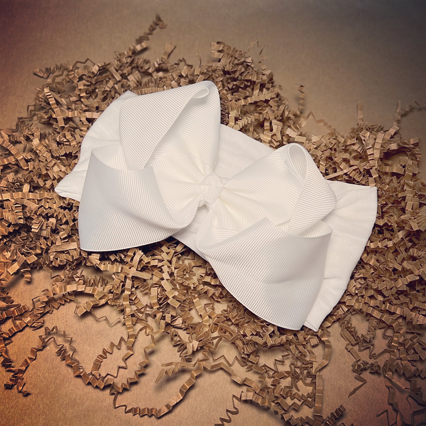 new born baby gift, baby shower gift , baby white bow headband, baby shower gift
