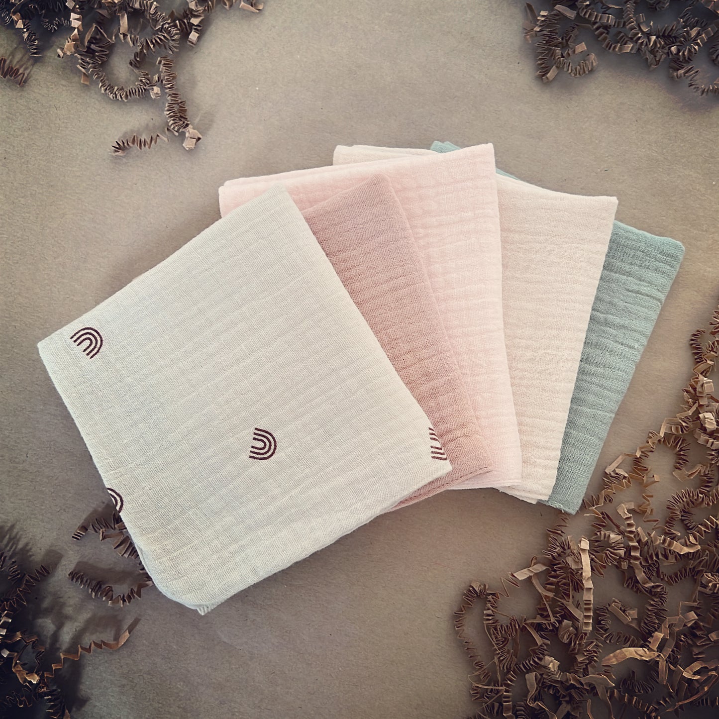 Set of 5 Soft and Absorbent Cotton Burp Cloths - Perfect Addition to Your Baby Gift Bundle
